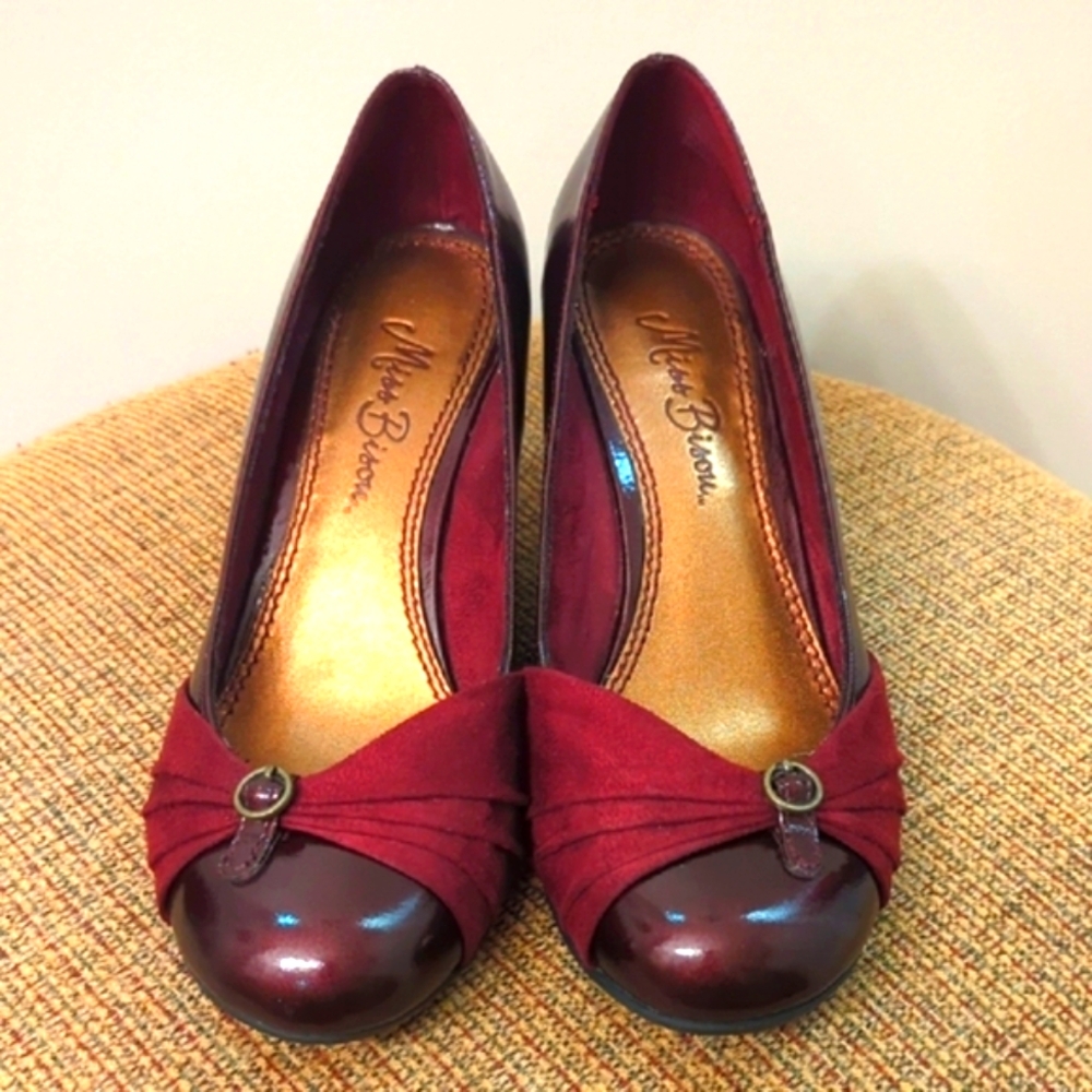 EUC Retro-Inspired Burgundy Heels